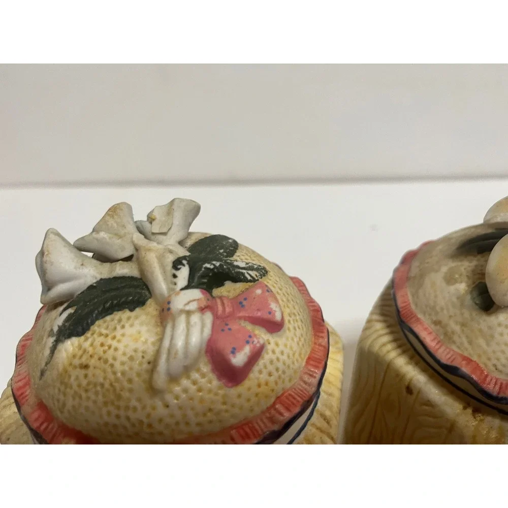 N/A vintage ceramic